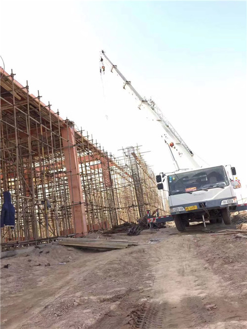 错那县25 吨、50 吨吊车怎么选？多大重量 / 半径适合对应车型？