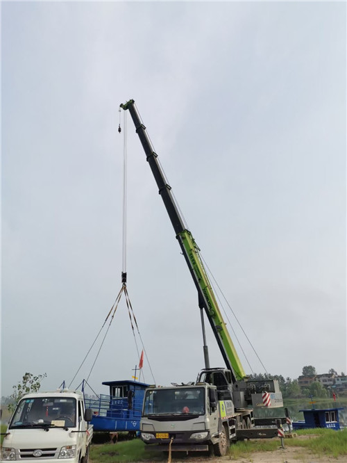 错那县桥梁建设吊装案例